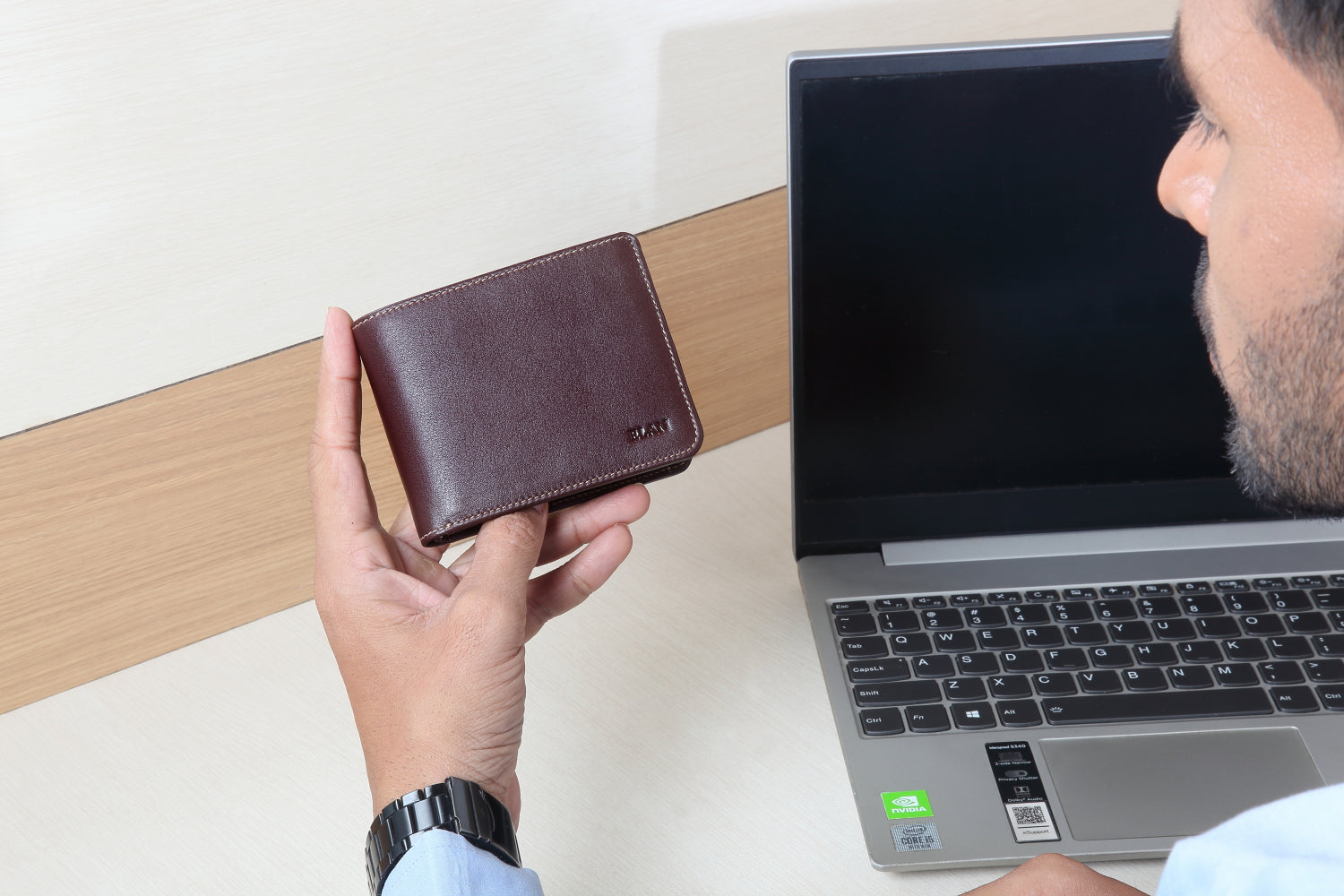 An Absolute Ultimate Guide to Premium Corporate Gifts India